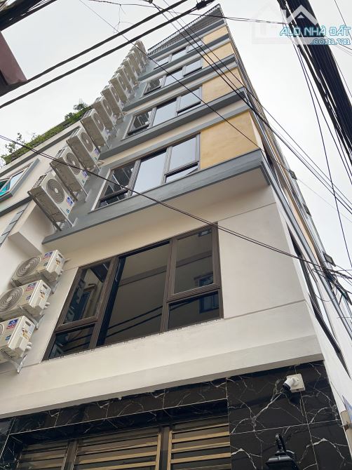 Bán nhanh toà CHDV 7 tầng đường Cầu Diễn, dòng tiền tiền gần 800tr/năm