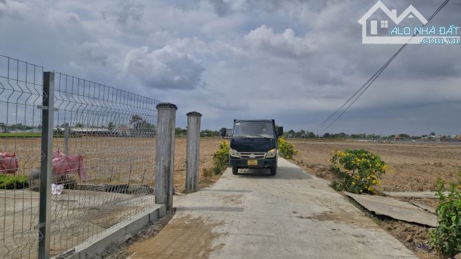 Chủ cần bán lô đất thổ cư mặt tiền đường diện tích 285m2, khu đông dân, gần quốc lộ 50