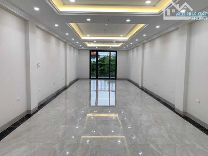 Mặt phố Vũ Tông Phan, thang máy, 100m2, 10 tầng, mt 5,3m, chỉ 45,5 tỷ