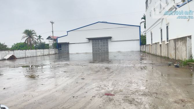 Cho thuê kho, xưởng dtsd 3500m2 xưởng 2500 giá 50tr