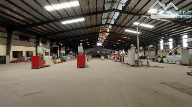 CHO THUÊ 2200M2 KHO NHÀ XƯỞNG TẠI THỊ TRẤN QUỐC OAI- HÀ NỘI - 1
