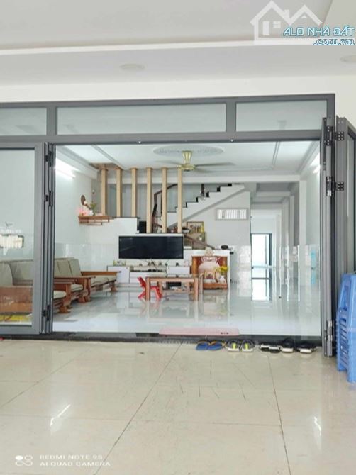 Bán nhà MT kinh doanh Nguyển Thị Thơi, Hiệp Thành, Q12, 94m2, 2 tầng, giá rẻ̉ - 1