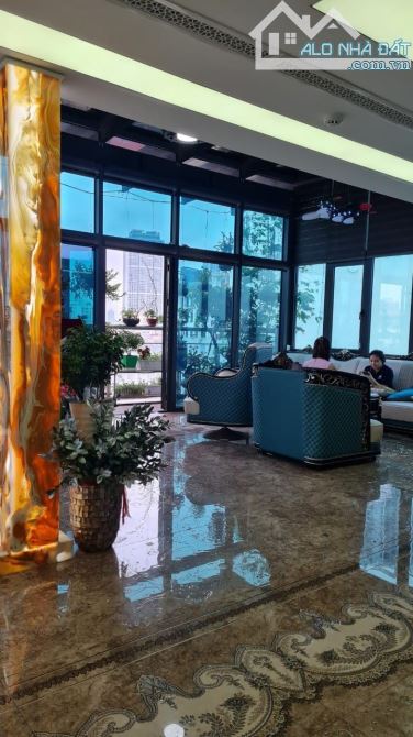 Bán Gấp Tòa Nhà Mặt Phố Phan Văn Trường Thông số có 102. DT 99m2 x 9T. MT9,9m - 1