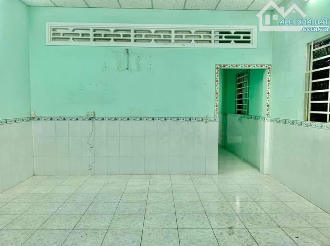 Bán nhanh Căn nhà o Tân Xuân 1 Hóc Môn 62m2 Sổ Hồng Riêng Bao Phí Thuế - 2