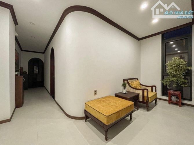 Sát biển Phạm Văn Đồng_khu phố Hàn kdoanh homestay thu nhập khủng_3 tầng chỉ 6,7 tỷ - 2