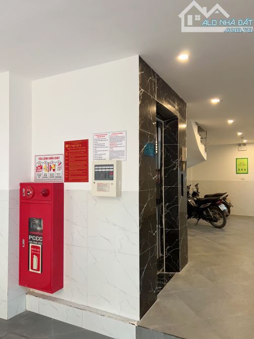 Bán nhanh toà CHDV 7 tầng đường Cầu Diễn, dòng tiền tiền gần 800tr/năm - 2