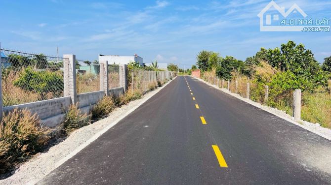 LONG MỸ - ĐẤT ĐỎ- BRVT; sang năm sáp nhập Thị Trấn Phước Hải, cách biển chỉ 2.5km Dt 782m2 - 2