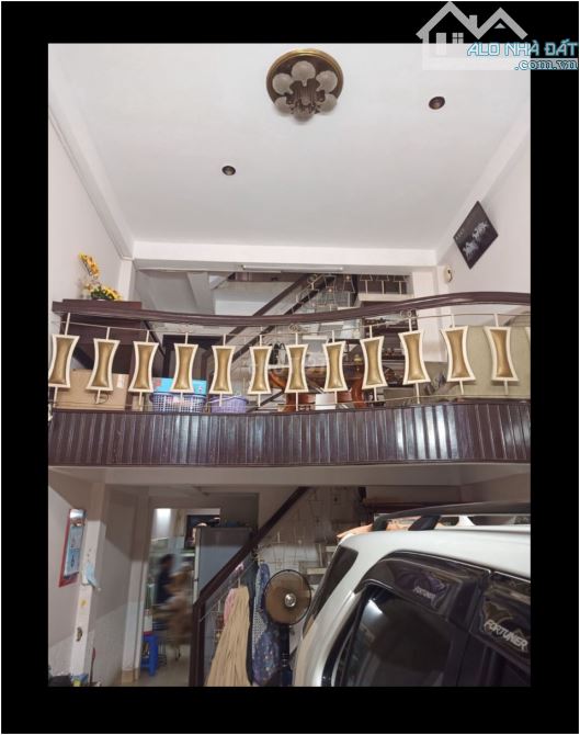 Nhà phố xinh 4 x 17m 1 trệt 4 lầu Sư Vạn Hạnh Q10 TP.HCM - 2