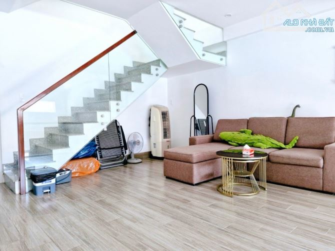 Bán Nhà MT Lê Đình Thám - KD Đỉnh - Đường 10m5 - Mới Xây - Full Nội Thất - 9Tỷ . - 2