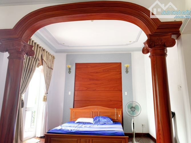 Cho thuê nhà biệt thự khu VIP D2D phường Thống Nhất có sẵn nội thất ✅ Diện tích: 18x25m (4 - 2