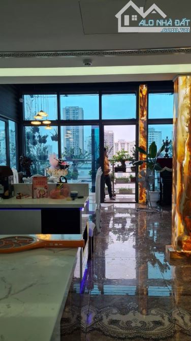 Bán Gấp Tòa Nhà Mặt Phố Phan Văn Trường Thông số có 102. DT 99m2 x 9T. MT9,9m - 2