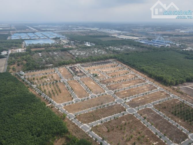 Bán lô đất DT 80m2 trong dự án Vitory city Bàu Bàng. Ngay THHC. Sổ riêng. Giá 1,98 tỷ - 3