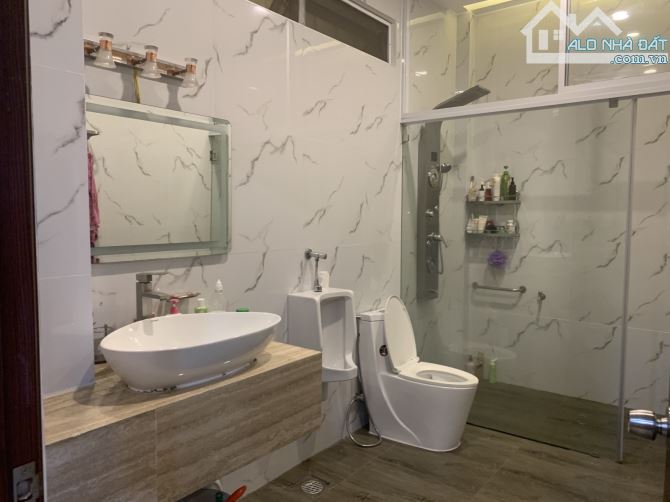 Cao Lỗ Quận 8, bán biệt thự 160m2 ngang 8m, khu vực yên tĩnh dân trí cao. Gấp bán 26,9 tỷ - 3