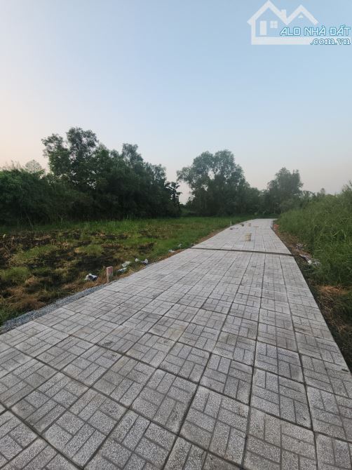 ĐẤT NGHỈ DƯỠNG CẦN THƠ CÁCH TT 7km GẦN BÊN CÓ CHỢ & SIÊU THỊ - 1