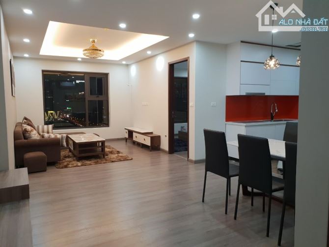 Cho thuê căn hộ chung cư 34T Hoàng Đạo Thúy 146m2, 3 ngủ, 3 wc giá 18 triệu/tháng