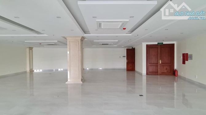 Bán nhà Xã Đàn - Đống Đa 270m2, 10 tầng 2 thang máy, cho thuê 450tr/ th, Giá 178 tỷ