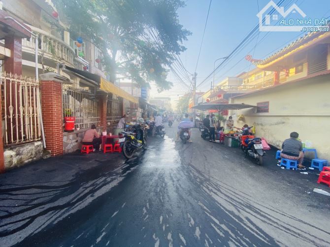 🏠 Bán Nhà 2 Lầu Mặt Tiền Chợ Phúc Hải P. Tân Phong Giá 4,5 Tỷ - 1