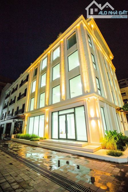 Cần Bán Căn LK  Nguyễn Tuân thanh Xuân 225m2 6T Thang Máy+Hầm LAm VP + Ở Đỉnh Cao - 1