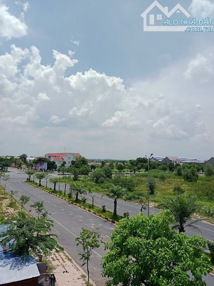 Long Hưng, Biên Hòa Còn mấy lô Biệt Thự View sông và Nhà đường 45m, Đường 33m - 1