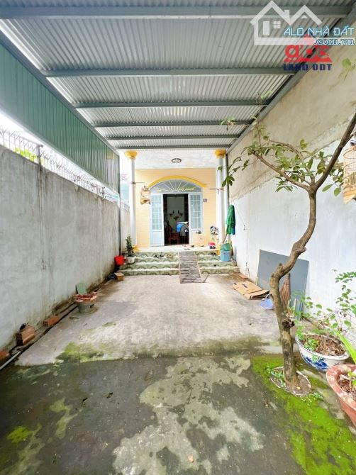 BÁN NHÀ MẶT TIỀN KINH DOANH GIÁ TỐT 2ty750 - 3