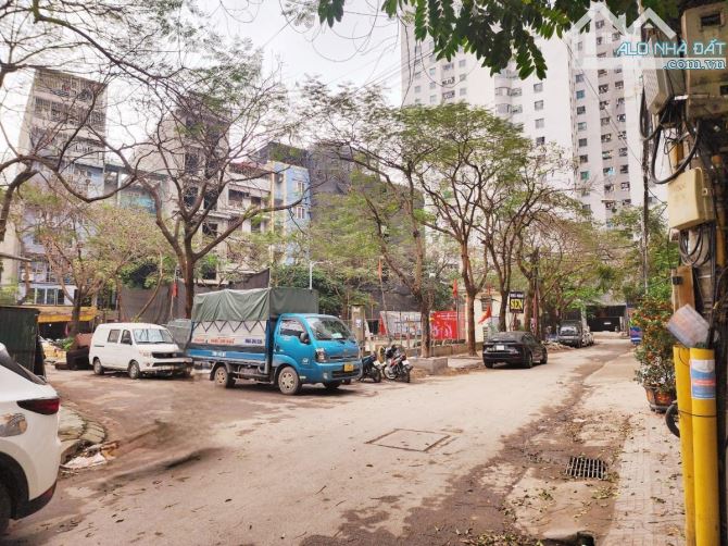 BÁN TOÀ VĂN PHÒNG KHU ĐẤU GIÁ YÊN XÁ PHÂN LÔ 250M2X5 TẦNG MT 12M2 GIÁ 68 TỶ - 5