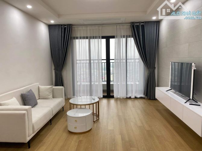 Cho thuê căn tại tòa J, chung cư Goldsilk Vạn Phúc,120m2, 3PN, Giá 13,5tr
