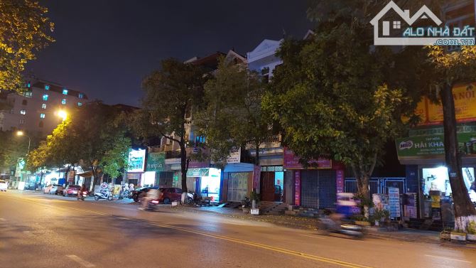 Nhà 4 tầng phố  Nguyễn Trãi Võ Cường  Dt 110 m Mặt tiền 4,5 m  Hướng Tây Nam . gồm 5 phòng