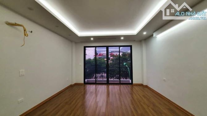 Bán gấp nhà mặt phố TRẦN THÁI TÔNG, CẦU GIẤY, 48m, 4 tầng, kinh doanh, Giá 16 tỷ - 1