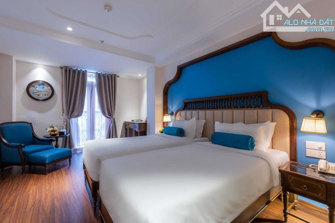 Giảm 25 tỷ; khách sạn MP Nguyễn Hữu Huân, DT 200m2, MT 9m, xây 10 tầng, 46 phòng, 220 tỷ - 2