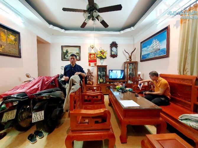 Bán Nhà Minh Khai, Ôtô Đỗ Cửa, Kinh Doanh Sầm Uất, 68m2, Mặt Tiền 11m, Giá 9.39 Tỷ - 2