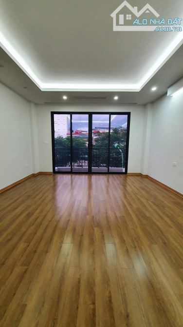 Bán gấp nhà mặt phố TRẦN THÁI TÔNG, CẦU GIẤY, 48m, 4 tầng, kinh doanh, Giá 16 tỷ - 3