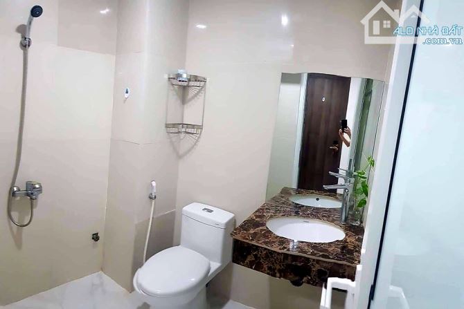 Bán căn hộ trung tâm Hải Châu, DT 200m2, 5 tầng có thang máy, giá 25 tỷ - 3