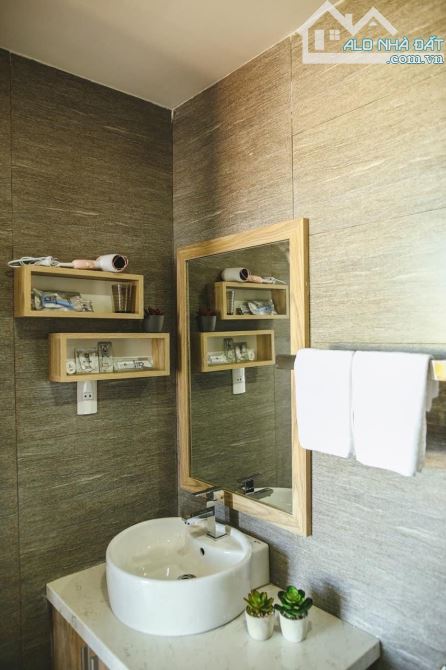 Toà Căn Hộ 6 Tầng Mặt Phố Tây - Mỹ An, Gần Biển Mỹ Khê, Thang Máy -Đường Lớn- Dòng Tiền Ổn - 3