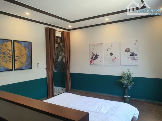 Bán nhà 411m2 Mt Bà Huyện Thanh Quan, dòng tiền 40 tr/tháng, cách biển 400m, Mỹ An 32 tỷ - 5