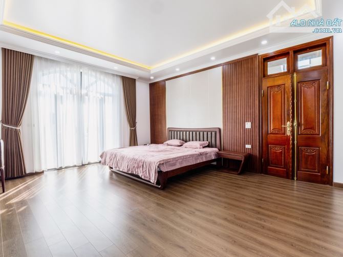 Bán nhà phố Cổ Linh, Long Biên. DT 80m², mặt tiền 5m, nhà 5 tầng, nội thất xịn cao cấp - 7