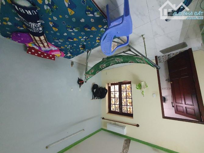 Cần Bán Gấp Nhà Gần Chợ Thủ Đức - 1