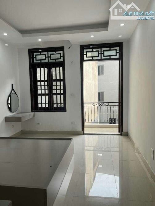 Bán nhà đẹp Văn Quán Hà Đông, 45m2, 4 tầng, MT3.9m lô góc thoáng chỉ 8 tỷ cực hiếm - 1