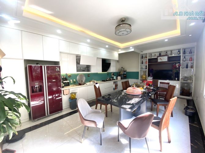 Độc nhất nhà 5 tầng ( lô góc ), có thang máy tại KĐT mới Sở Dầu – sau Quận Uỷ Hồng Bàng - 2