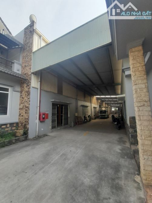 Cho thuê kho xưởng Tân Phước Khánh 4800m PCCC Vách tường giấy tờ đủ đường cont - 2
