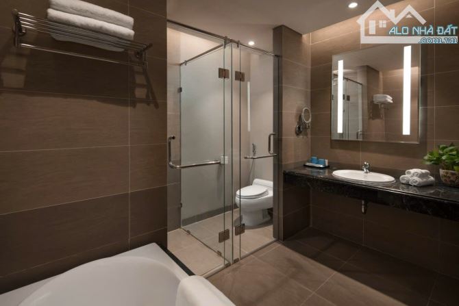 Chủ cần bán lỗ căn hộ trực diện biển Mỹ Khê tầng cao 2PN 100m2 Full nội thất cao cấp - 2