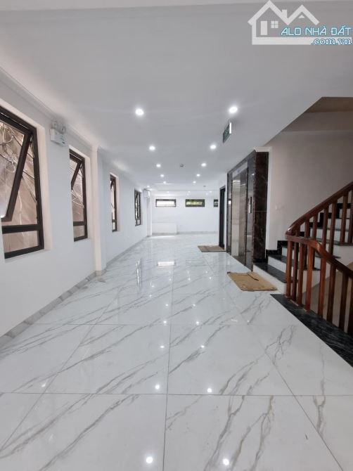 Lạc Long Quân – APARTMEN 8 tầng thang máy vài bước chân ra Hồ tây. - 5