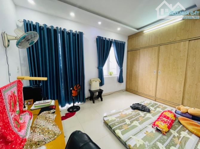 BÁN GẤP Nhà 4 tầng 5x16m HẺM XE HƠI KINH DOANH Thống Nhất Gò Vấp nhỉnh 7 tỷ - 6