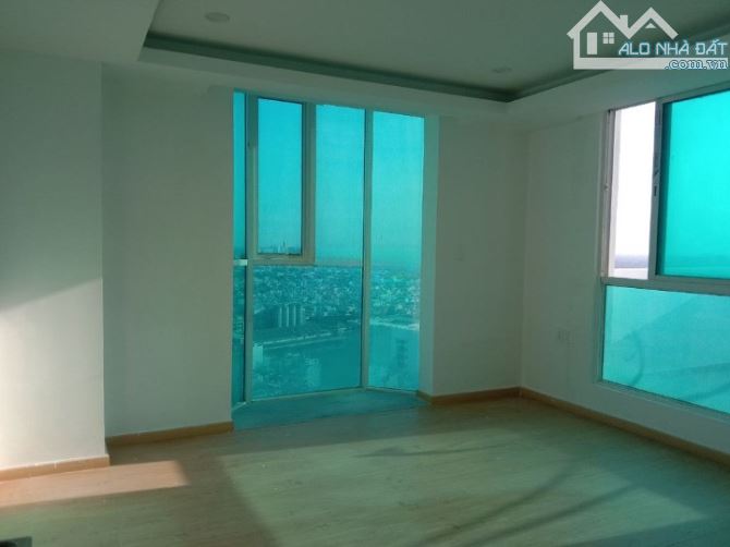 Bán Căn hộ Remax Plaza , Căn Penthouses , 4PN ,4WC , 210m2 , nhà trống , Giá 7 Tỷ