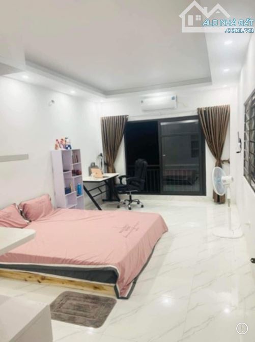 PHÂN LÔ HAI THOÁNG - Ô TÔ 4 CHỖ ĐỖ CỬA - KHU VỰC PHỐ CỔ LÕI HÀ ĐÔNG - TIỆN ÍCH CẠNH