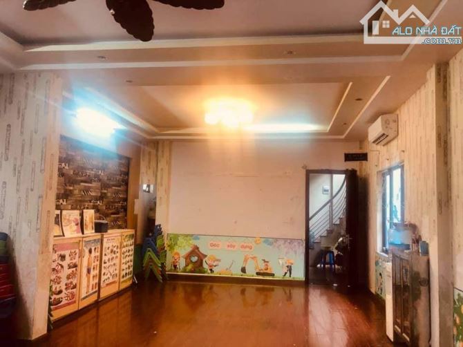TOÀ VĂN PHÒNG 8 TẦNG THANG MÁY - MẶT TIỀN RỘNG - SỔ NỞ HẬU ĐẸP - CHO THUÊ HÁI RA TIỀN - 1