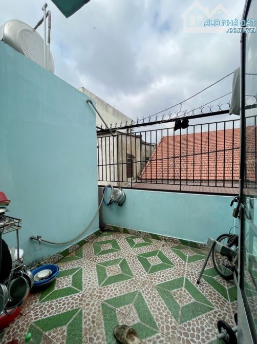 Nhỉnh 3 tỷ nhà 4x17m 3 tầng, ngay Nguyễn Thị Sóc, Bà Điểm, Hocmon - 1