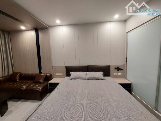 Cho thuê căn hộ 1PN; 2PN: 20m 3,5 triệu; 45m 7,5 triệu. Căn 2PN: 13tr. Phố Bà Triệu - 12