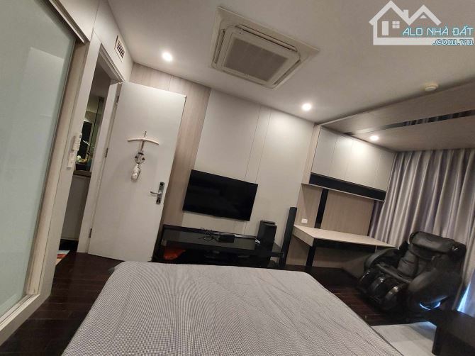 Cho thuê căn hộ 1PN; 2PN: 20m 3,5 triệu; 45m 7,5 triệu. Căn 2PN: 13tr. Phố Bà Triệu - 16