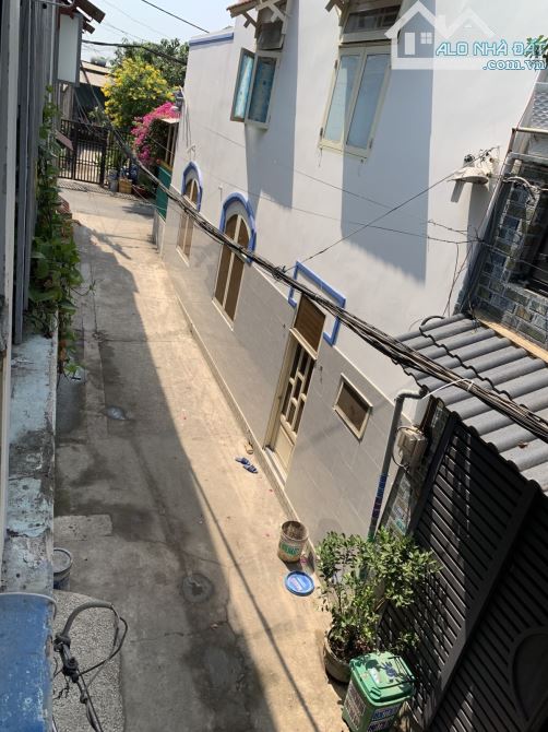 Nhà cần bán ở Xuân Thới Thượng , 1ty450 , 2 lầu , 2 phòng ngủ , gần chợ Đầu Mối - 2