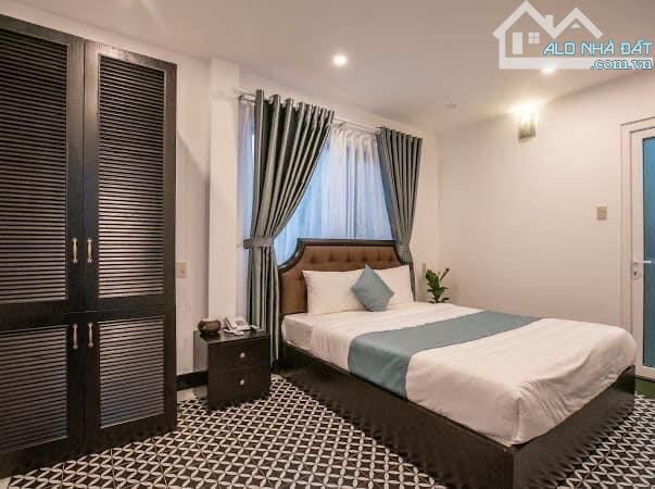 Khách sạn mặt tiền 3 tháng 4, p.3, Đà Lạt, view đẹp, 12 phòng đã hoàn công, cần bán - 2